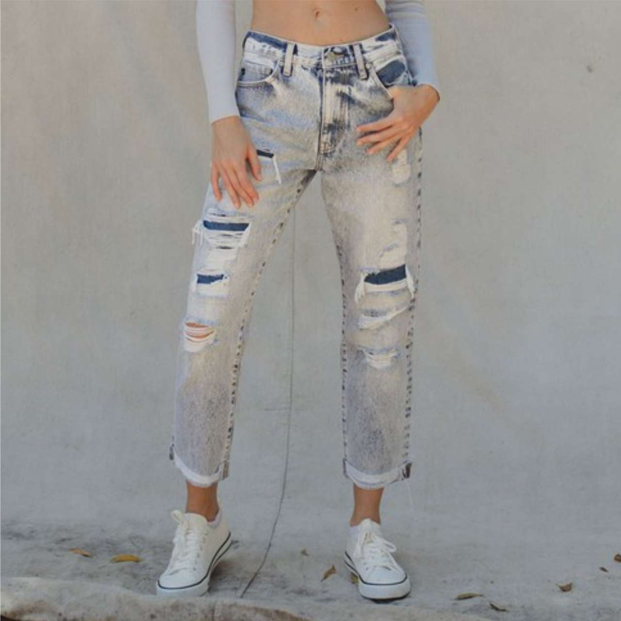 Kancan Light High Rise Straight Leg Jeans - The Graphic Tee