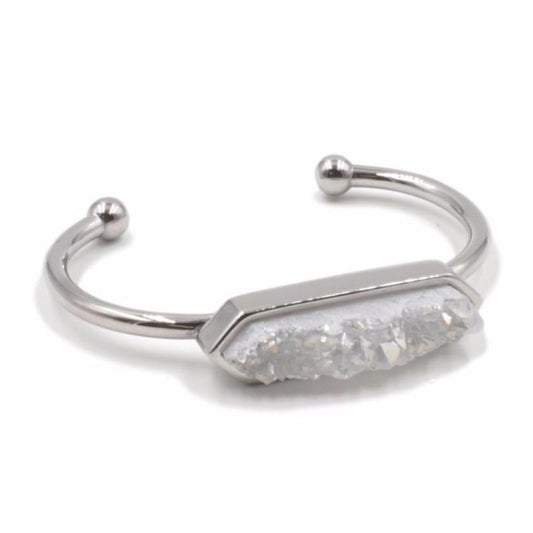 Kinsley Armelle - Silver Quartz Bracelet - The Graphic Tee