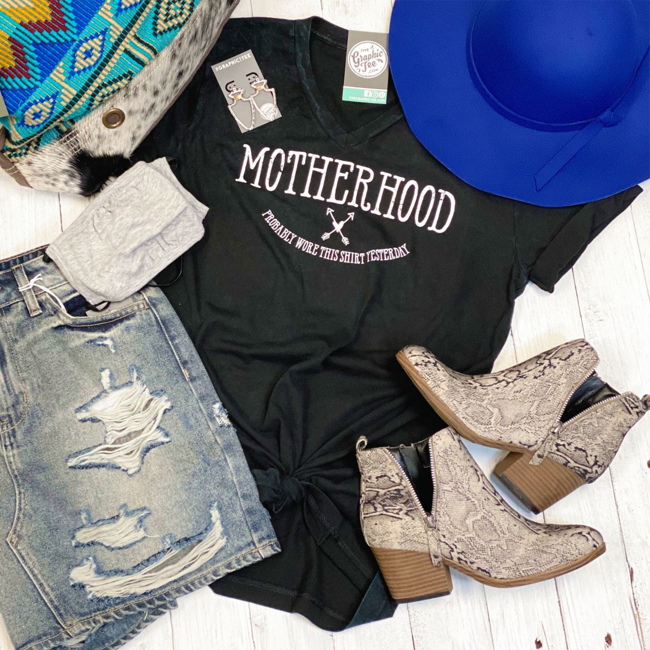 Motherhood - Mineral Wash V-Neck Tee - The Graphic Tee