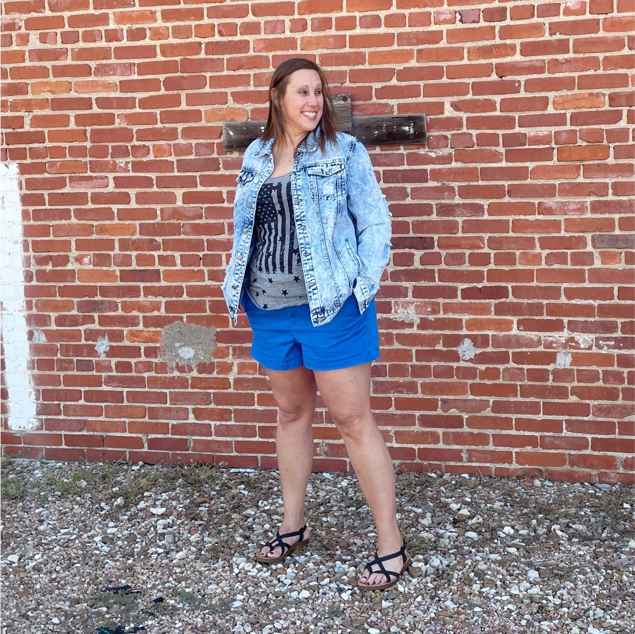 Naquia Acid Wash Denim Jacket - The Graphic Tee