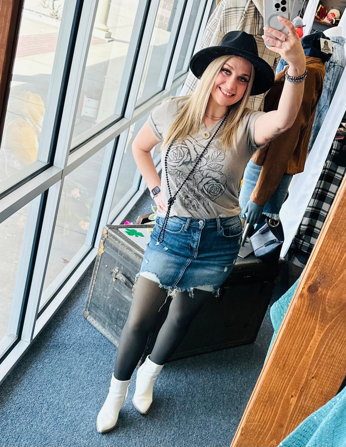 Rylin Risen Stretchy Denim Skirt - The Graphic Tee