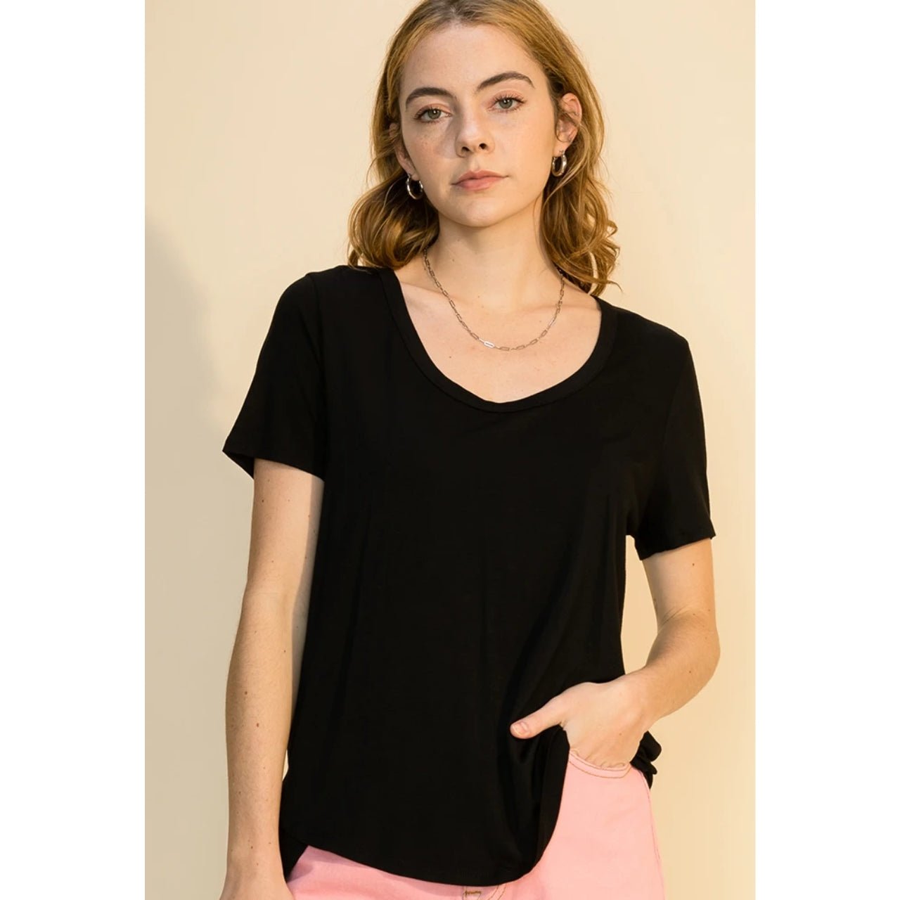 Scoop Neck Basic Tee with Back Seam Detail - The Graphic Tee