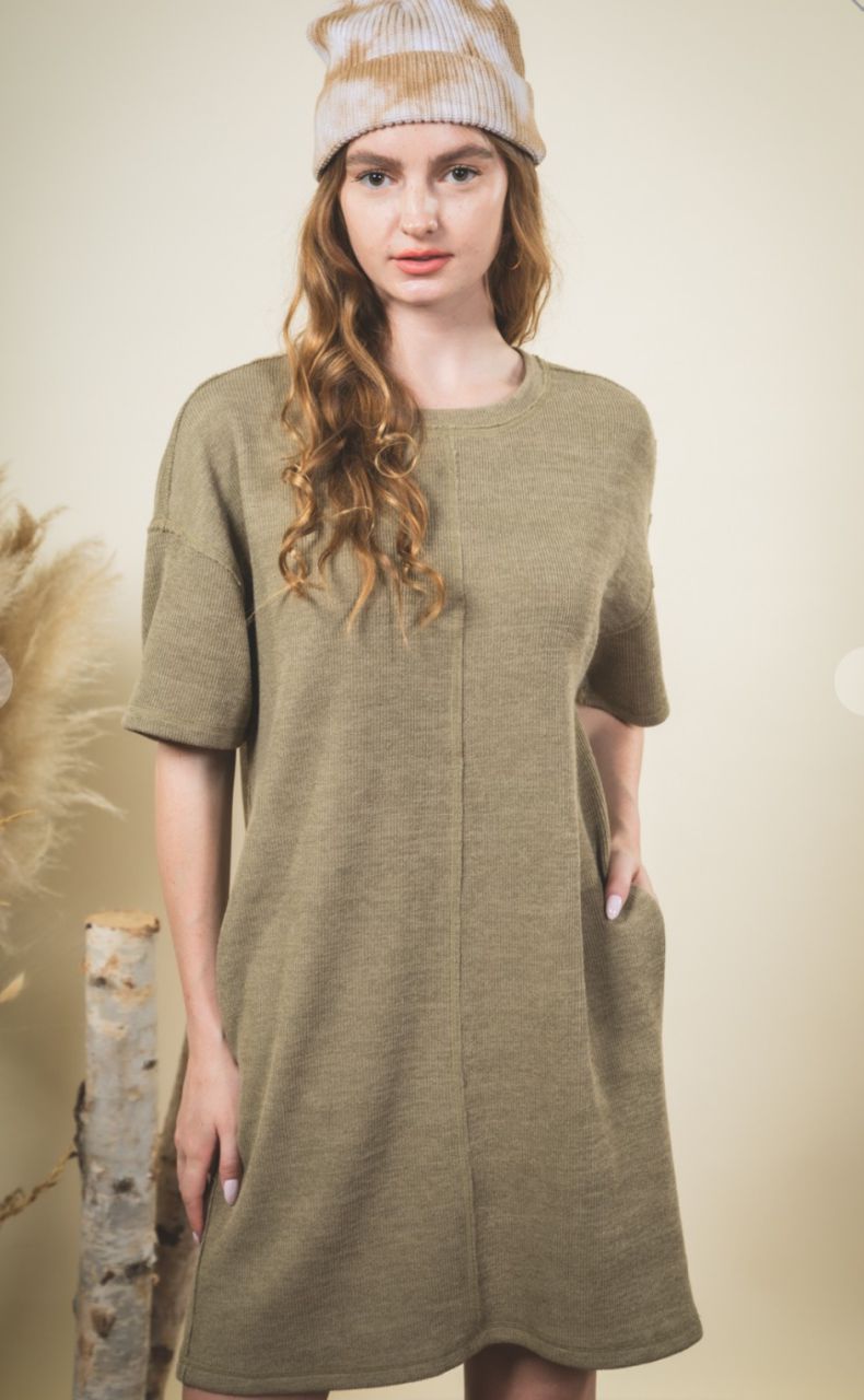 Tia Pocket Dress - The Graphic Tee